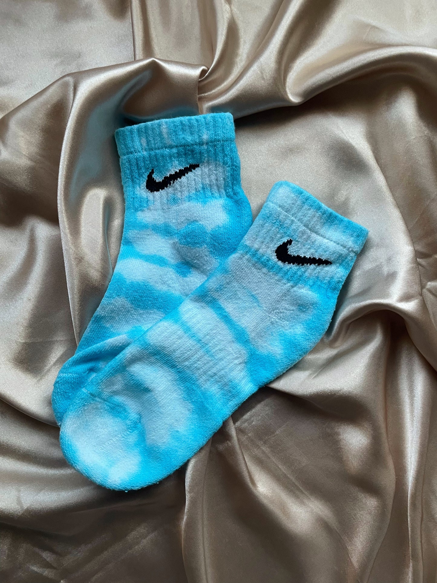 Blue Cloudy Sky Tie Dye Cush Socks | Hand-Dyed Quality | Comfortable Fit
